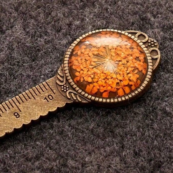 NEW Vintage Style Dried Flowers Bookmark and Ruler Multiple Colors Available - Picture 7 of 8
